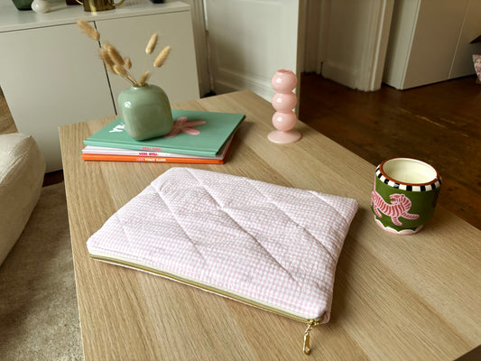 Housse pour ordinateur 13 pouces en vichy rose, intérieur uni rose