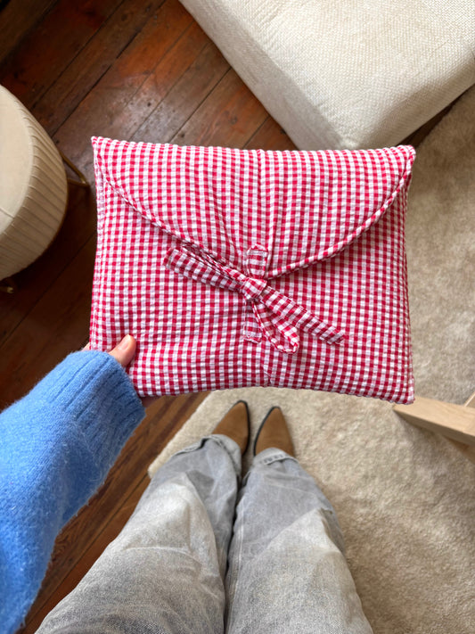 Housse pour Ipad à noeud, en vichy rouge Maisonlili