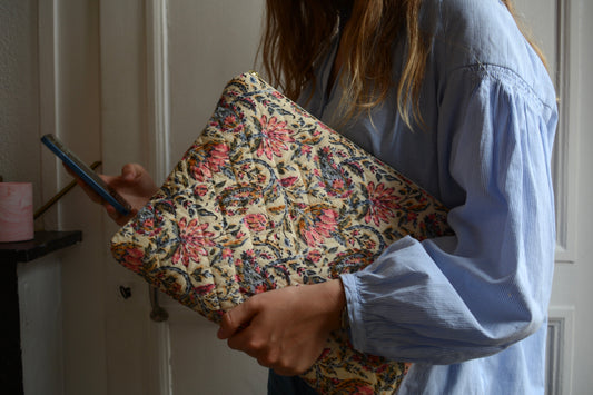 Housse pour ordinateur 13 pouces en tissu fleuri et matelassé multicolore - Maisonlili