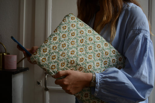 Housse pour ordinateur 13 pouces en tissu fleuri et matelassé vert et jaune - Maisonlili