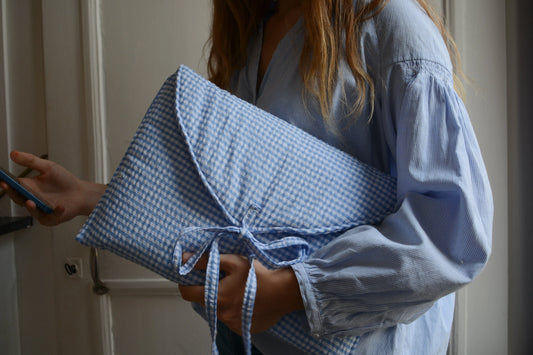 Housse pour ordinateur 13 pouces en vichy bleu - Maisonlili