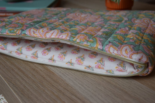 Housse pour ordinateur 13 pouces tissu matelassé vert eau et rose - Maisonlili