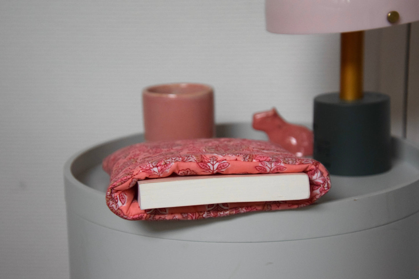 Housse à livre en tissu matelassé fleuri aux motifs corail - Maisonlili