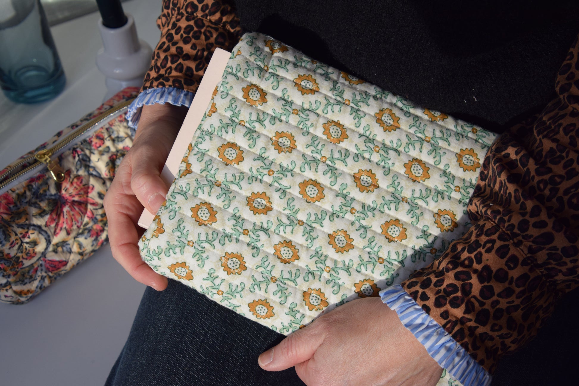 Housse à livre en tissu matelassé vert et jaune - Maisonlili