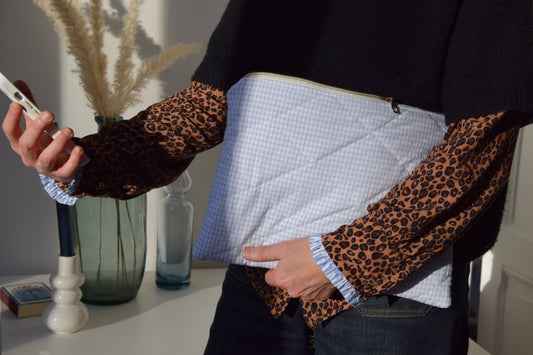 Housse pour ordinateur 13 pouces en vichy bleu, intérieur fleuri - Maisonlili