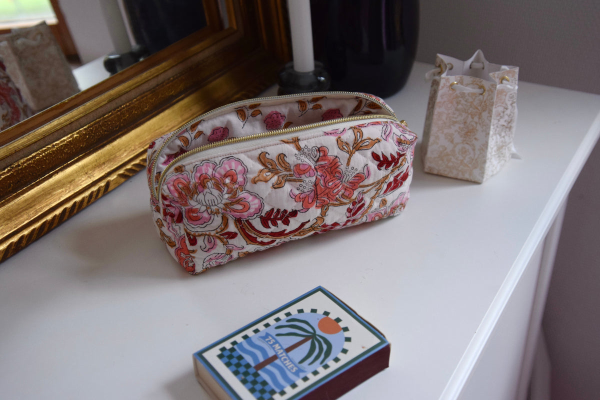 Trousse scolaire en tissu matelassé et fleuri modèle Lola - Maisonlili