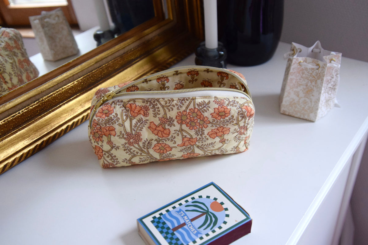 Trousse scolaire en tissu matelassé et fleuri modèle Marie - Maisonlili
