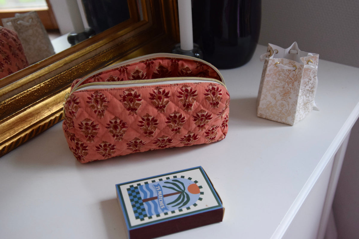 Trousse scolaire en tissu matelassé et fleuri modèle Vic - Maisonlili